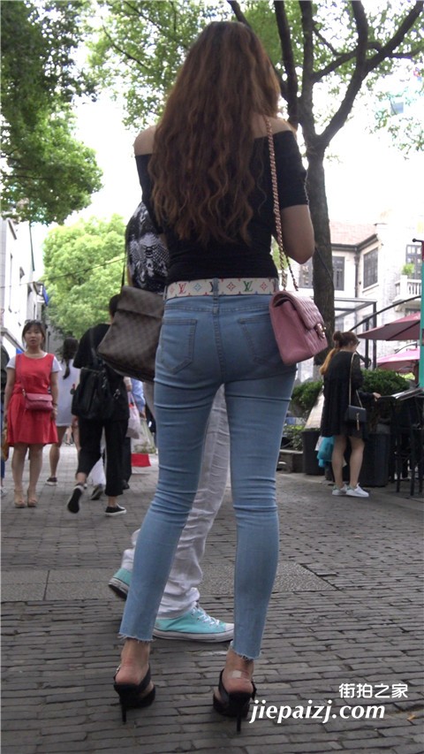 (1).jpg