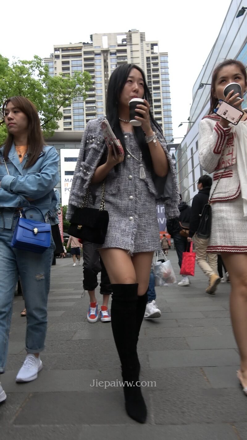 09.JPG