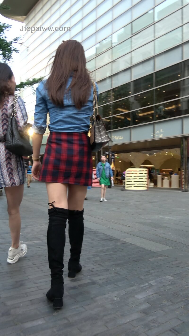 06.JPG