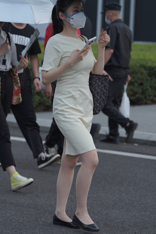 裙装R丝美眉