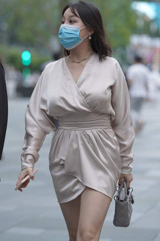 美腿御姐